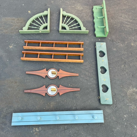 Shelves - Picture 4 of 5